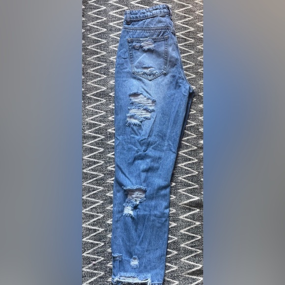 (3/$15) Crystal Rock High Waist Distressed Jeans size 5 - Picture 7 of 9